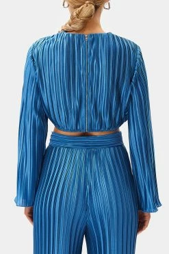 SOLADO Flared Sleeve Asymmetrical Hem Pleat Crop Top 13 SOLADO Flared Sleeve Asymmetrical Hem Pleat Crop Top -SOLADO Shop jpeg 97147e42 dbc8 4632 b8b9 28396477cea1 1800x1800