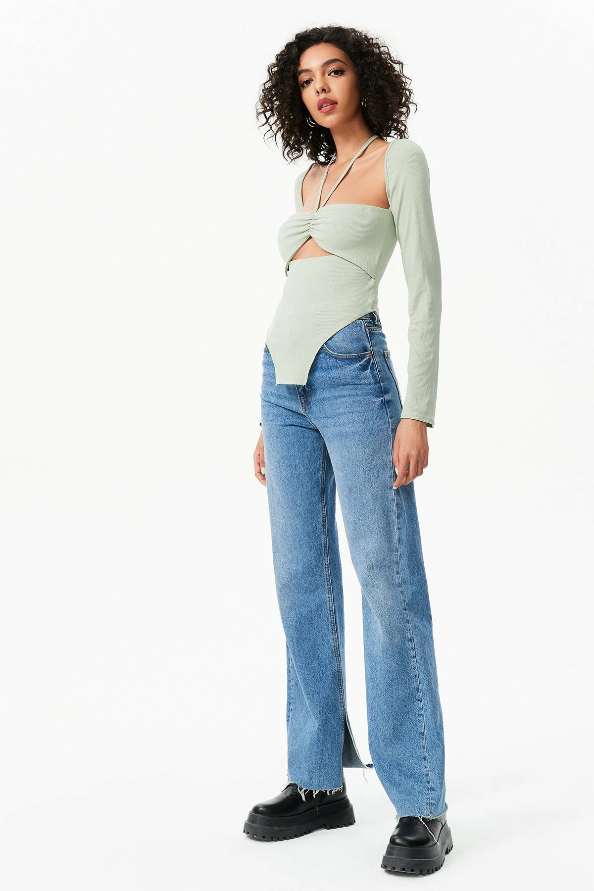 Solado Asymmetric Hem Cut Out Long Sleeve Top 9 Solado Asymmetric Hem Cut Out Long Sleeve Top - Image 7