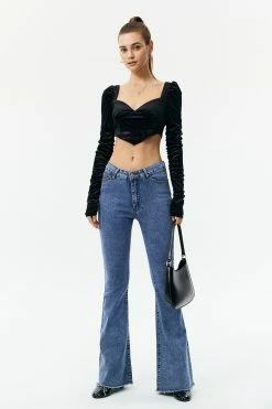 Solado Solid Crop Pleated Sleeve Top -SOLADO Shop jpeg 9a03d31d 1fb0 4243 baa3 c20287f8e101 1800x1800