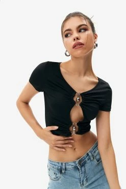 SOLADO Cut Out O-Ring Front Short Sleeve Crop Top 16 SOLADO Cut Out O-Ring Front Short Sleeve Crop Top -SOLADO Shop jpeg 9a3cf986 d6ab 42b3 b6ec e61aaa6dcbf2 1800x1800