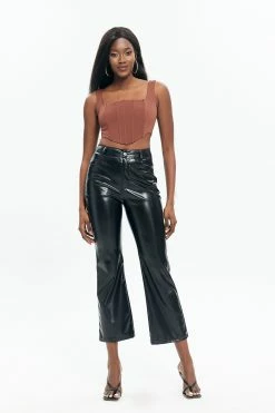 Solado Solid Boning Curved Hem Corset Top -SOLADO Shop jpeg 9a82539d bc4c 4869 b39d 79c3d003b3be 1800x1800