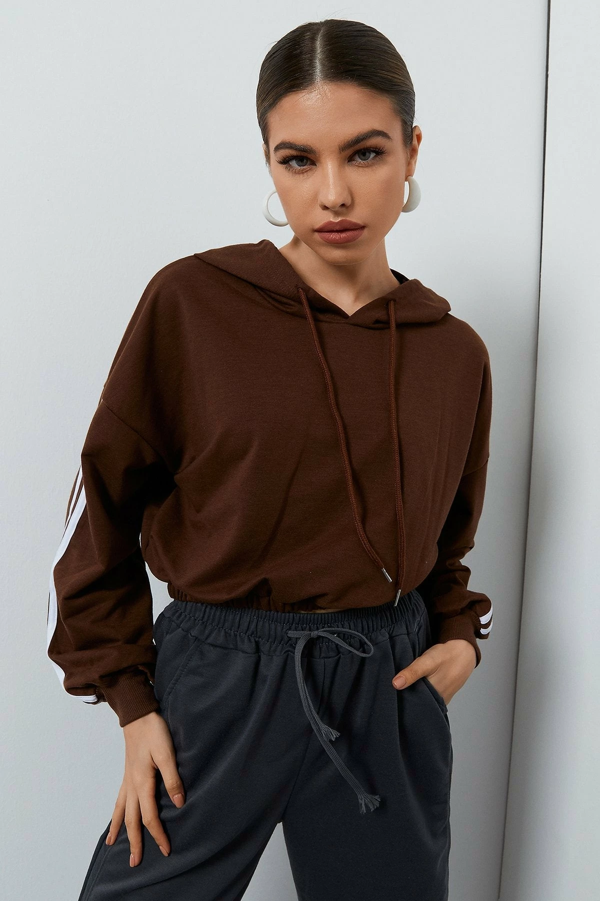 Solado Striped Print Crop Hoodie 4 Solado Striped Print Crop Hoodie - Image 2