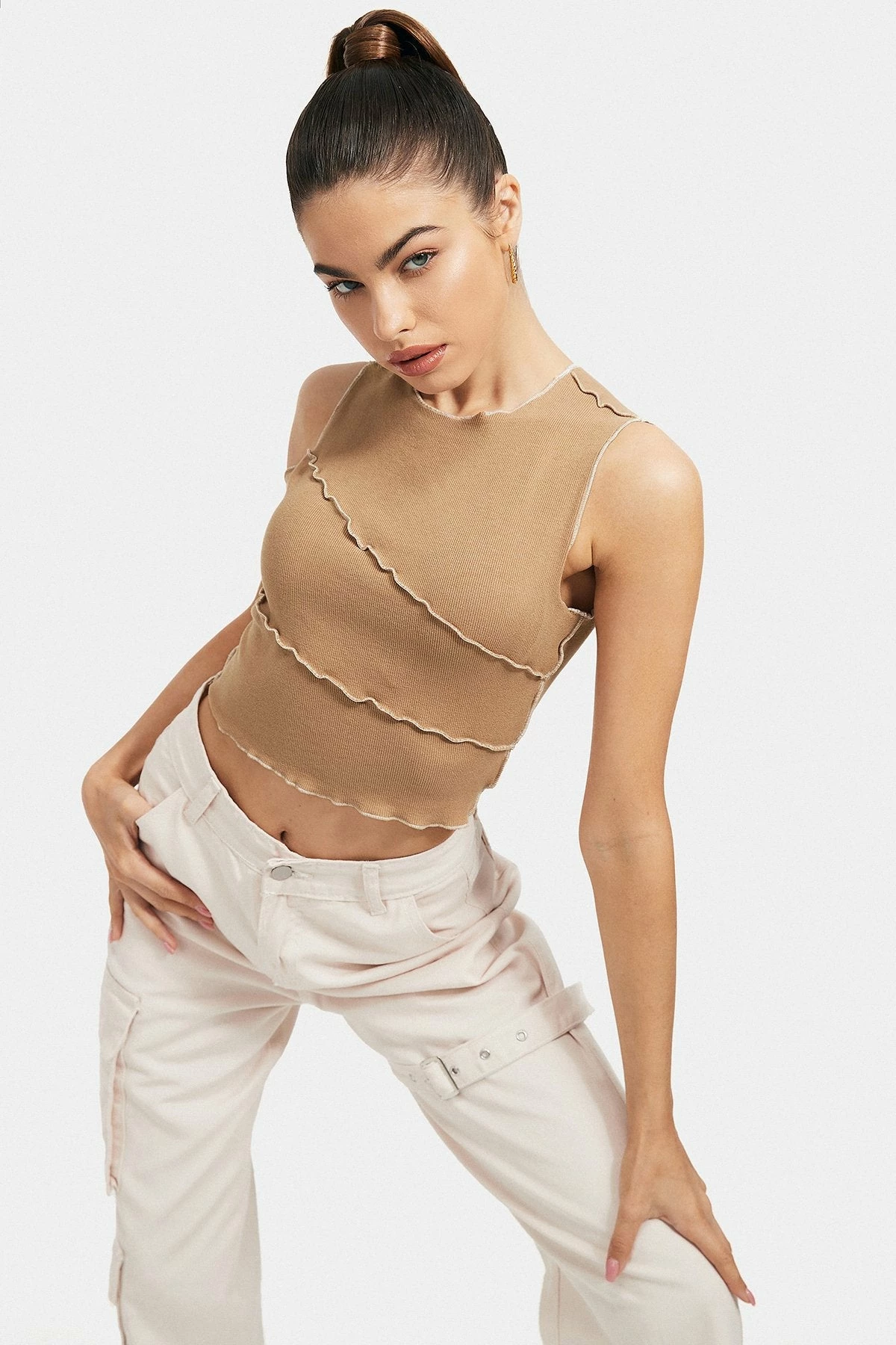 Solado Ribbed Seam Detail Sleeveless Tank Top 6 Solado Ribbed Seam Detail Sleeveless Tank Top - Image 4