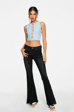 Solado Cut Out Check Textured Knitted Sleeveless Tank Top 11 Solado Cut Out Check Textured Knitted Sleeveless Tank Top -SOLADO Shop jpeg 9ed3ff9c 776e 4dfb 8768 e919efaf17a0 1800x1800