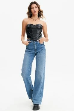 Solado PU Leather Off Shoulder Corset Top -SOLADO Shop jpeg 9fd1a169 3ce3 4e79 b484 fa59f0cdcffb 1800x1800