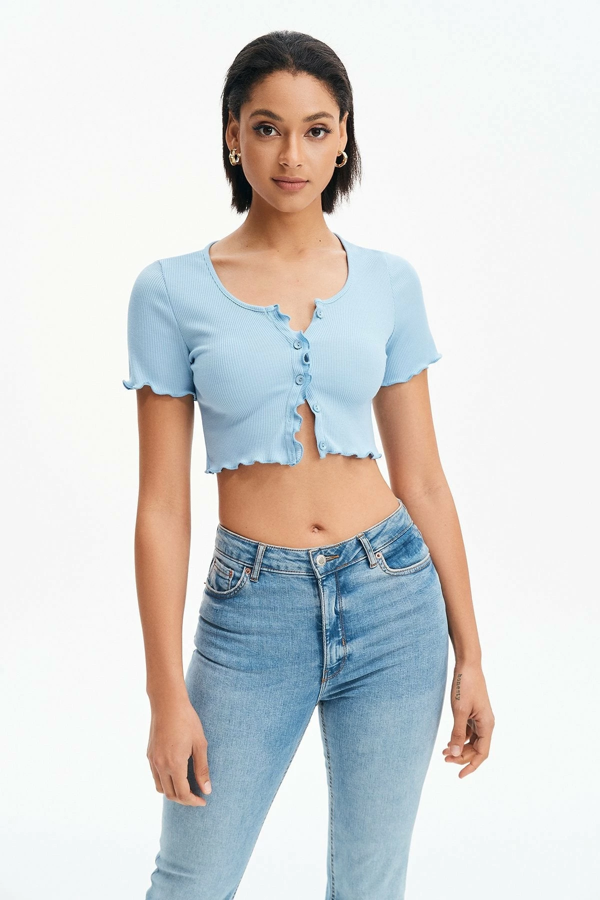 Solado Lettuce Trim Button Front Crop Top 3 Solado Lettuce Trim Button Front Crop Top