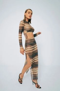 SOLADO Stripe Print Tie Detail Mesh Long Sleeve Top 11 SOLADO Stripe Print Tie Detail Mesh Long Sleeve Top -SOLADO Shop jpeg a6453d09 aeb2 42d3 8748 77a7f13473b2 1800x1800