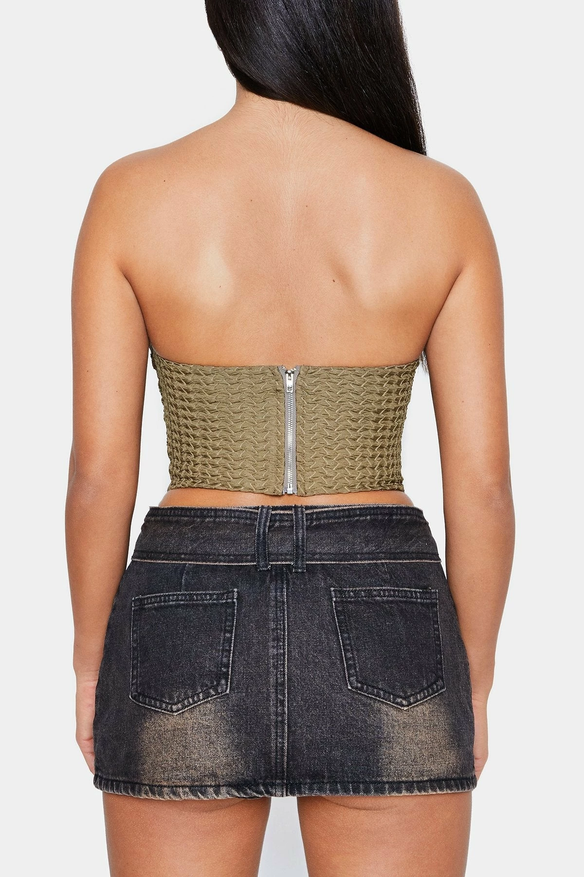 SOLADO Off Shoulder Zipper Back Ruched Crop Top 9 SOLADO Off Shoulder Zipper Back Ruched Crop Top - Image 7
