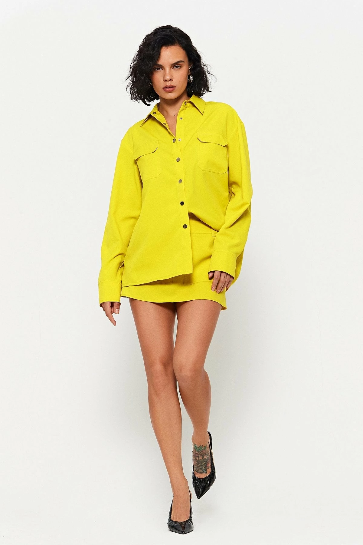 SOLADO Pocket Patched Solid Long Sleeve Shirt 5 SOLADO Pocket Patched Solid Long Sleeve Shirt - Image 3