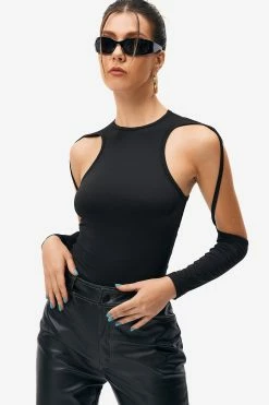 SOLADO Cut Out Long Sleeve Solid T-Shirt