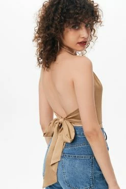 Solado Keyhole Halter Neck Tie Backless Crop Top 15 Solado Keyhole Halter Neck Tie Backless Crop Top -SOLADO Shop jpeg ac671034 6cab 48d1 9ae9 c7b6aa634abe 1800x1800