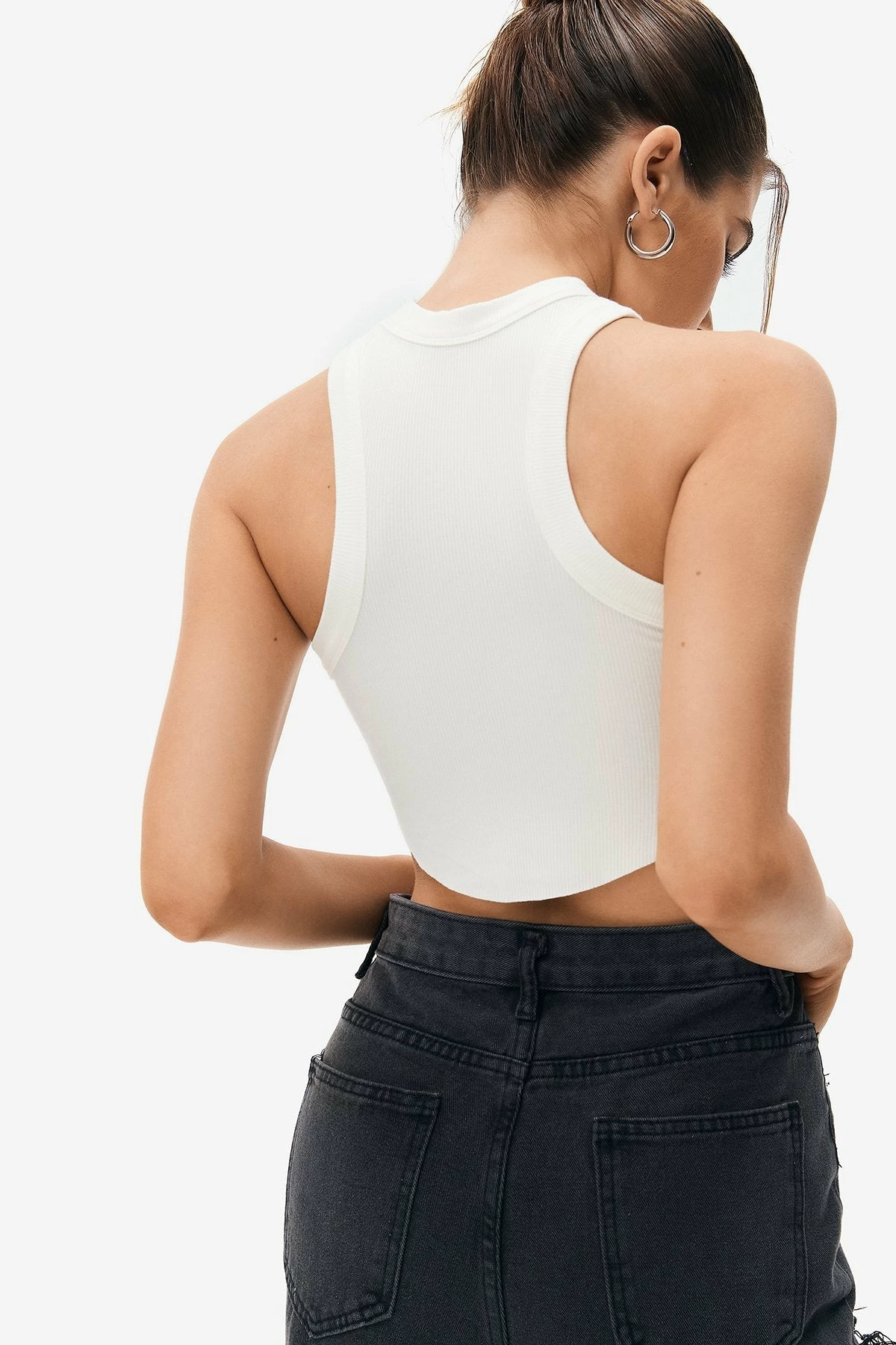 Solado Racerback Curved Hem Crop Tank Top 4 Solado Racerback Curved Hem Crop Tank Top - Image 2