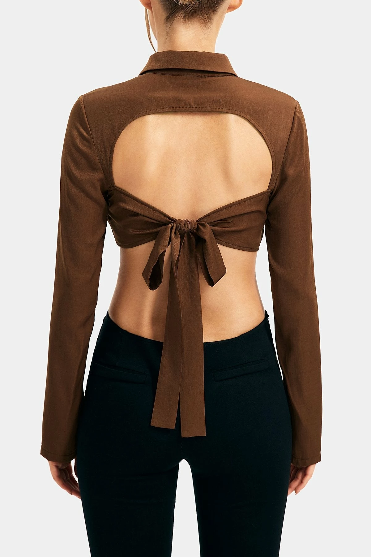SOLADO Cut Out Cross Wrap Long Sleeve Crop Top 9 SOLADO Cut Out Cross Wrap Long Sleeve Crop Top - Image 7