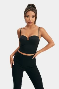 Solado Basic Plungning Neck Backless Solid Camisole