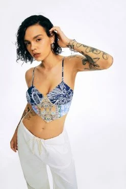 Solado Paisley Print Hanky Hem Tie Backless Crop Top