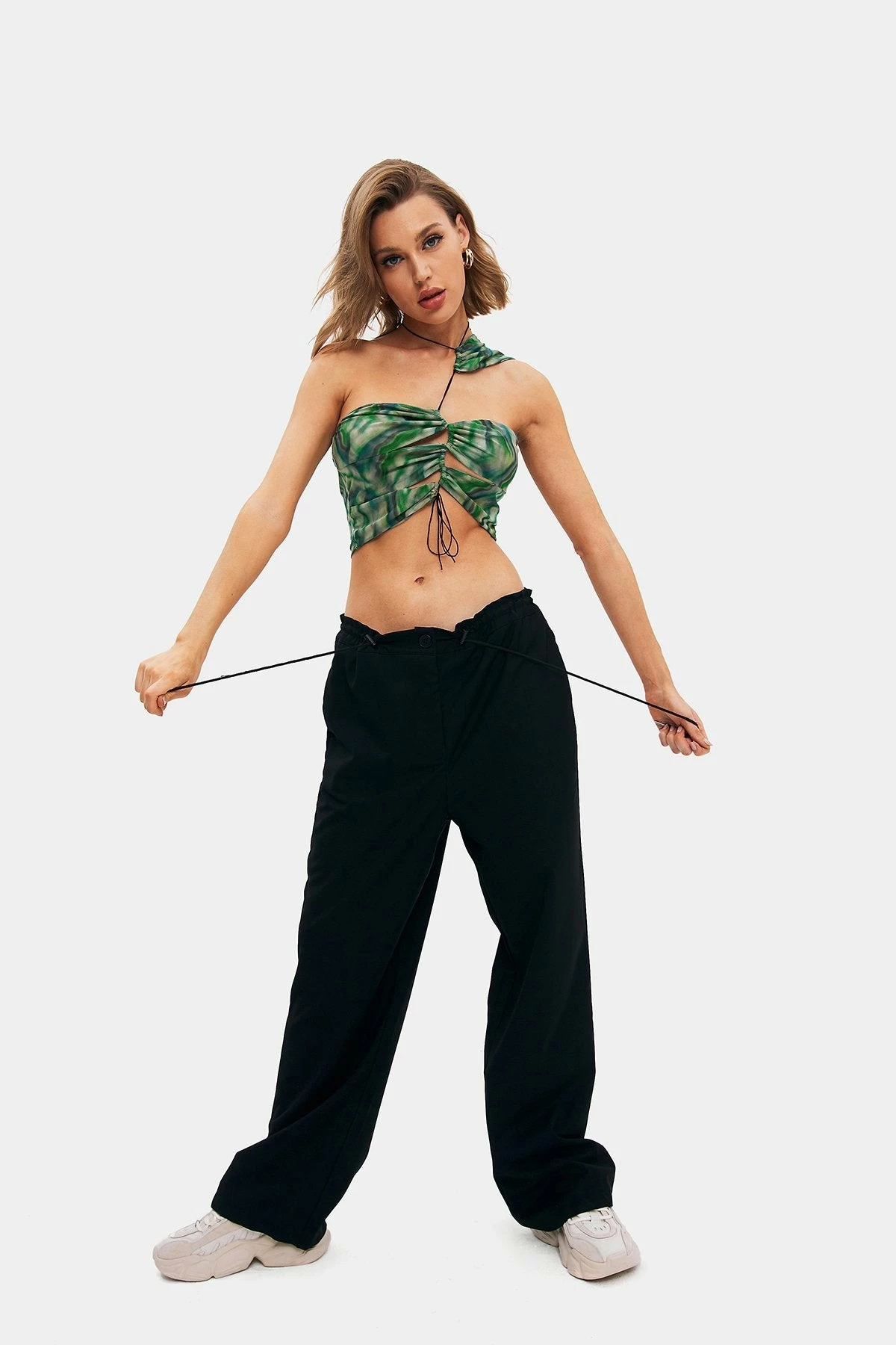 SOLADO Ruched Drawstring Abstract Print Cut Out Crop Top 6 SOLADO Ruched Drawstring Abstract Print Cut Out Crop Top - Image 4