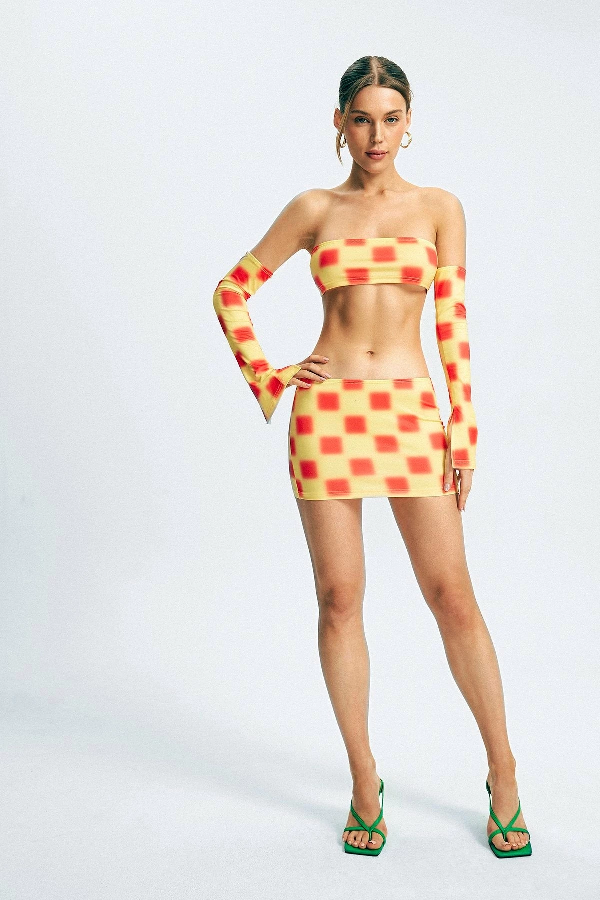 SOLADO Two Tone Check Print Tube Corset Top With Oversleeve 6 SOLADO Two Tone Check Print Tube Corset Top With Oversleeve - Image 4