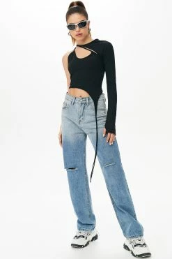 Solado Asymmetrical Cut Out One Sleeve Crop Top 19 Solado Asymmetrical Cut Out One Sleeve Crop Top -SOLADO Shop jpeg b7c28c7f 8eb0 4657 90fe 692d75ac2828 1800x1800