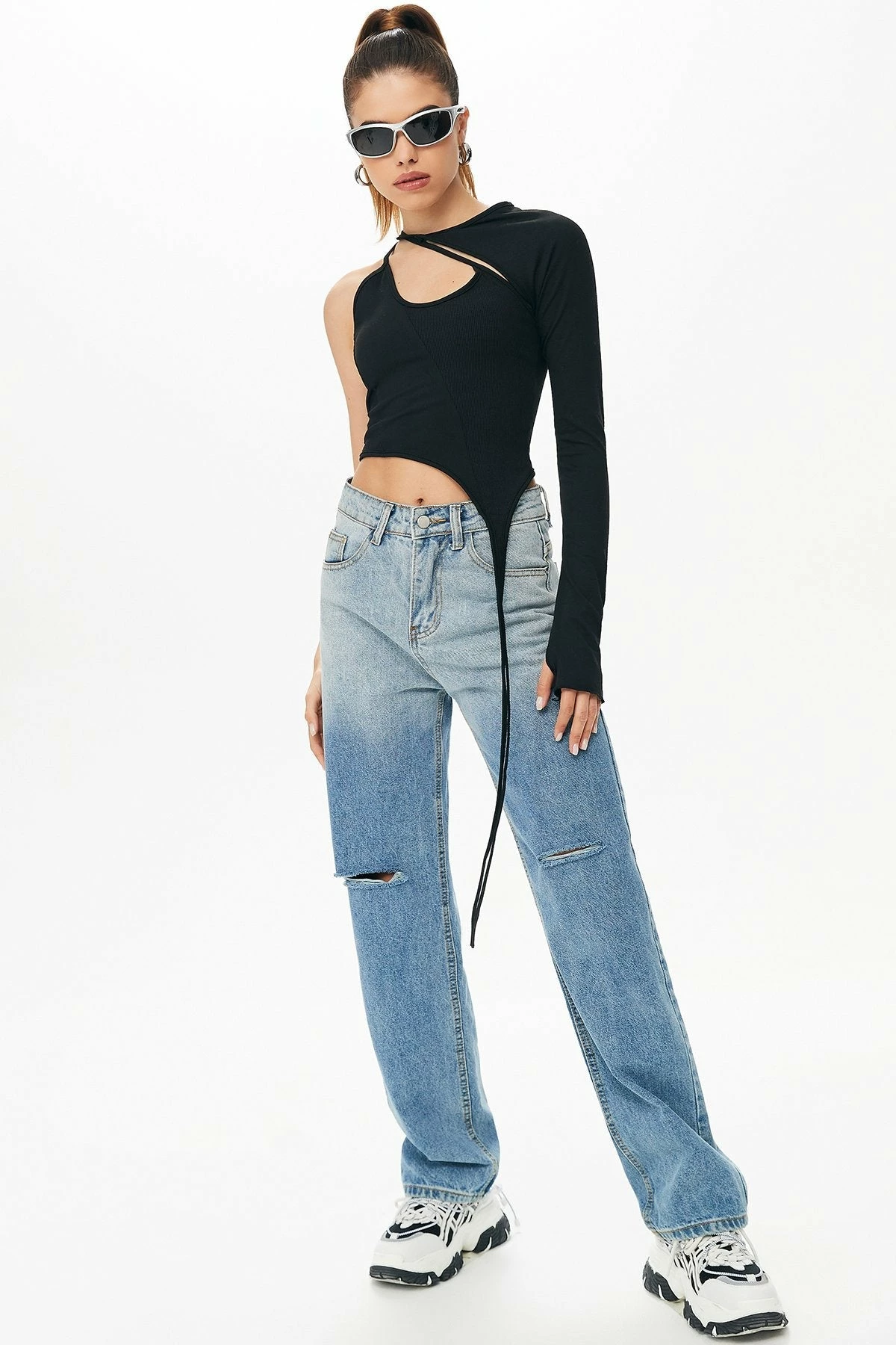 Solado Asymmetrical Cut Out One Sleeve Crop Top 11 Solado Asymmetrical Cut Out One Sleeve Crop Top - Image 9