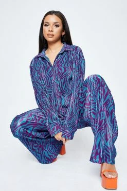 SOLADO Lapel Neck Swirl Print Long Sleeve Shirt -SOLADO Shop jpeg ba02e00c dcbb 489b b241 b7cf35c68f43 1800x1800