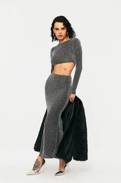 SOLADO Sheen Open Back Long Sleeve Crop Top 12 SOLADO Sheen Open Back Long Sleeve Crop Top -SOLADO Shop jpeg bcdcfc7b 7b33 4b3f 9d73 ea3a79f0d8a8 1800x1800