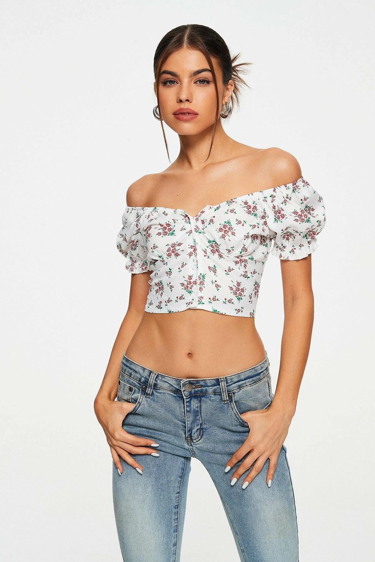 Solado Floral Print Off Shoulder Puff Sleeve Crop Top 4 Solado Floral Print Off Shoulder Puff Sleeve Crop Top - Image 2