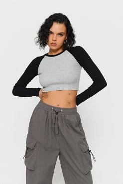 Solado Basic Colorblock Raglan Long Sleeve Top