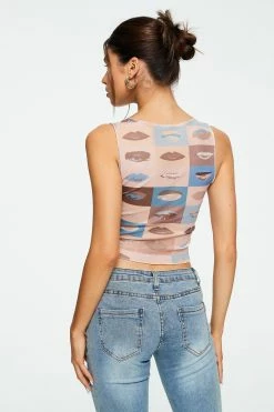 Solado Lips Print Cut Out Sleeveless Tank Top 10 Solado Lips Print Cut Out Sleeveless Tank Top -SOLADO Shop jpeg c1f93fe9 5359 4348 8ab6 f6df1ceb534e 1800x1800