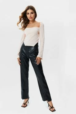 Solado Ribbed Irregular Hem Long Sleeve Blouse 11 Solado Ribbed Irregular Hem Long Sleeve Blouse -SOLADO Shop jpeg c23d2f22 b20a 434c bf73 fe67e6bb0d14 1800x1800
