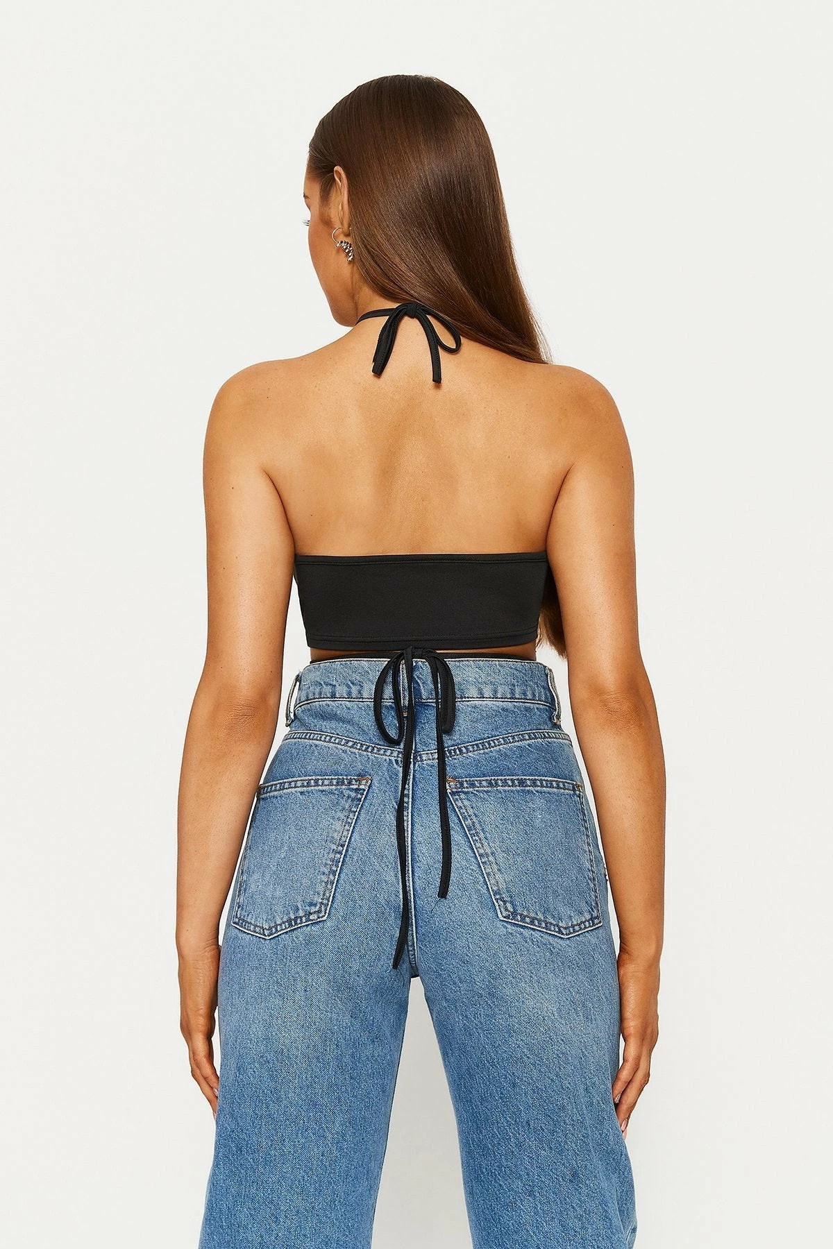 Solado Halter Neck Cut Out Cross Tie Backless Crop Top 5 Solado Halter Neck Cut Out Cross Tie Backless Crop Top - Image 3