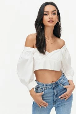 Solado Off Shoulder Puff Sleeve Crop Top