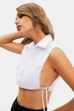 Alternative view of SOLADO Sleeveless Top-Stitching Tie Side Crop Blouse