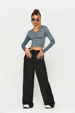 SOLADO Seam Detail Solid Long Sleeve Crop Top -SOLADO Shop jpeg ca0c6f5a 1114 40eb 86c2 4175c64ca3c5 1800x1800