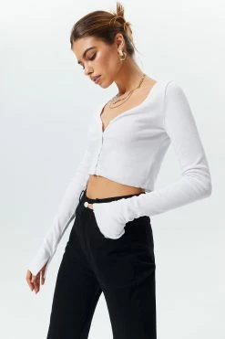 Solado Slit Cuff Crop Long Sleeve Blouse -SOLADO Shop jpeg cb14144c 63c2 4b3e 8c3d 24f704f6ecab 1800x1800