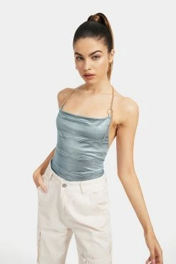 Solado Abstract Print Chain Halter Neck Backless Crop Top -SOLADO Shop jpeg cbae66d9 8923 4500 850e 2f8bdda062db 1800x1800
