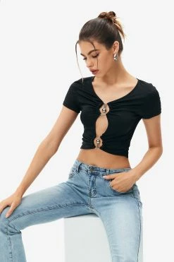 SOLADO Cut Out O-Ring Front Short Sleeve Crop Top 17 SOLADO Cut Out O-Ring Front Short Sleeve Crop Top -SOLADO Shop jpeg cf421a6a 001d 4329 8648 88909be70e2f 1800x1800