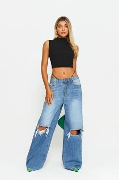 SOLADO High Neck Sleeveless Solid Tank Top 11 SOLADO High Neck Sleeveless Solid Tank Top -SOLADO Shop jpeg d00b98a0 93e6 40bf 97f2 0ce76f0a6b8c 1800x1800