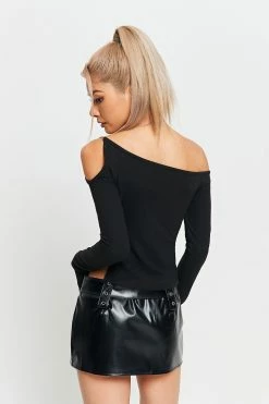 Solado Asymmetrical Neck Cold Shoulder Split Hem Long Sleeve Top 9 Solado Asymmetrical Neck Cold Shoulder Split Hem Long Sleeve Top -SOLADO Shop jpeg d0b3d2f3 f1af 438c 9d3f 81e990c45782 1800x1800
