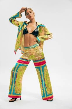 SOLADO Abstract Print Lapel Neck Long Sleeve Shirt Without Bra 13 SOLADO Abstract Print Lapel Neck Long Sleeve Shirt Without Bra -SOLADO Shop jpeg d1907161 2349 45e8 891f 4e7bd8b8fbb7 1800x1800