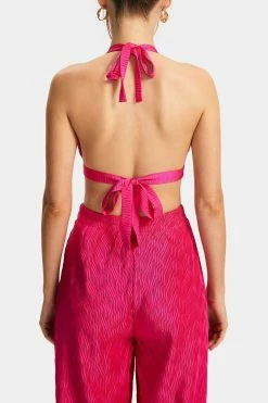 SOLADO Swirl Texture Plunging Neck Backless Crop Top 15 SOLADO Swirl Texture Plunging Neck Backless Crop Top -SOLADO Shop jpeg d1c5a3a1 0063 431a 8d96 89a271836c6c 1800x1800