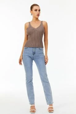 Solado Rib-knit Plunging Neck Backless Tank Top 10 Solado Rib-knit Plunging Neck Backless Tank Top -SOLADO Shop jpeg d49dd380 eefb 42ef 9ffa 76f42e8ae661 1800x1800