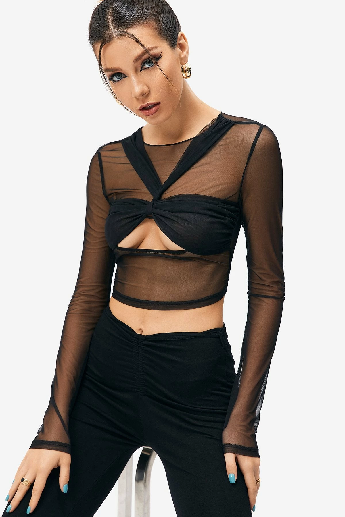 SOLADO Mesh Cut Out Twist Front Long Sleeve Crop Top 6 SOLADO Mesh Cut Out Twist Front Long Sleeve Crop Top - Image 4