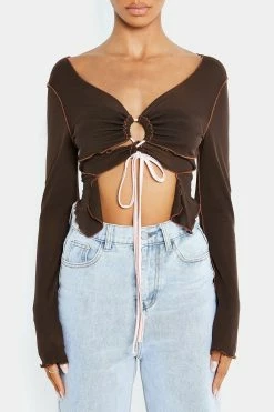 Solado Plunging Neck Tie Front Seam Detail Crop Top -SOLADO Shop jpeg d72523c4 5fa0 4fc0 8ec2 b1522f5644fa 1800x1800