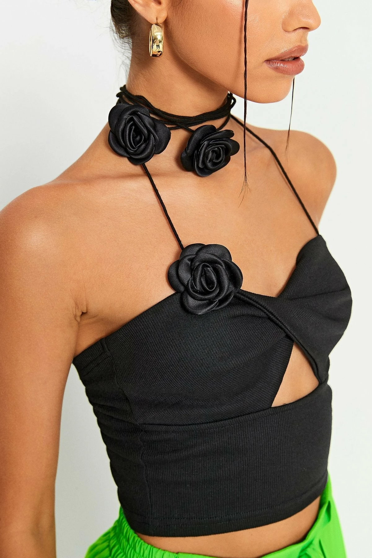 Solado Halter Neck Applique Twist Front Backless Camisole 6 Solado Halter Neck Applique Twist Front Backless Camisole - Image 4