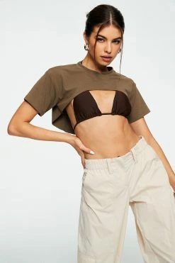 Solado Asymmetrical Hem Solid Short Sleeve Crop Top Without Bra