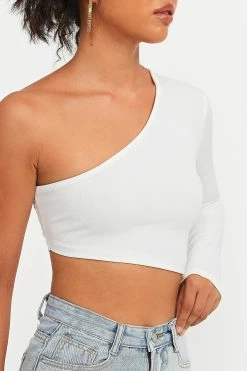 Solado Oblique Shoulder One Sleeve Solid Crop Top -SOLADO Shop jpeg dd469bf6 9181 42c5 a7a2 4fb44cc8066e 1800x1800