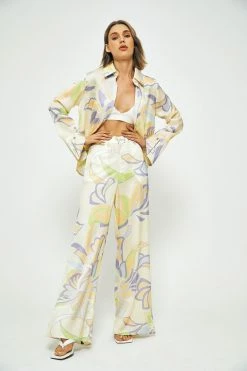 Solado Floral Print Lapel Neck Long Sleeve Shirt -SOLADO Shop jpeg dedf591f 32ed 4bfe b1f9 3786533a3a3d 1800x1800