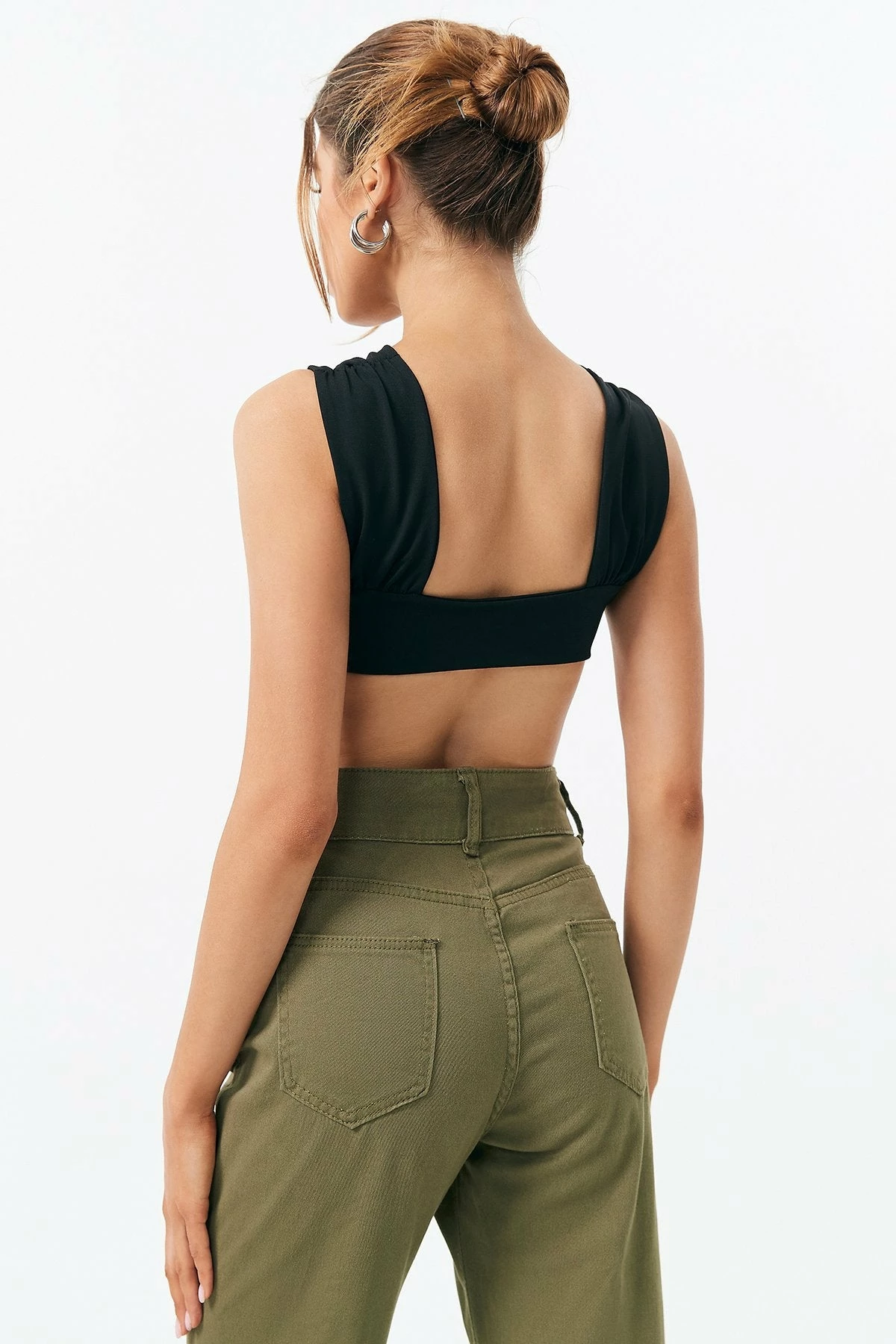 Solado O-Ring Front Cut Out Crop Top 4 Solado O-Ring Front Cut Out Crop Top - Image 2