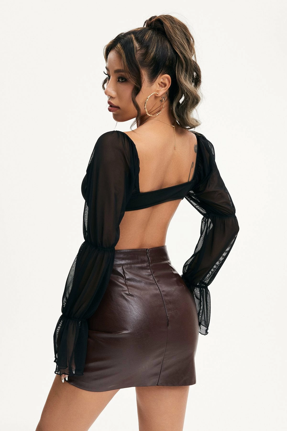 Solado Mesh Splicing Long Sleeve Solid Crop Top 4 Solado Mesh Splicing Long Sleeve Solid Crop Top - Image 2