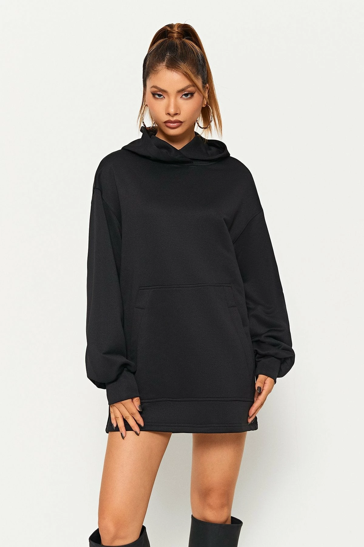 SOLADO Drop Shoulder Kangaroo Pocket Long Sleeve Hoodie 3 SOLADO Drop Shoulder Kangaroo Pocket Long Sleeve Hoodie